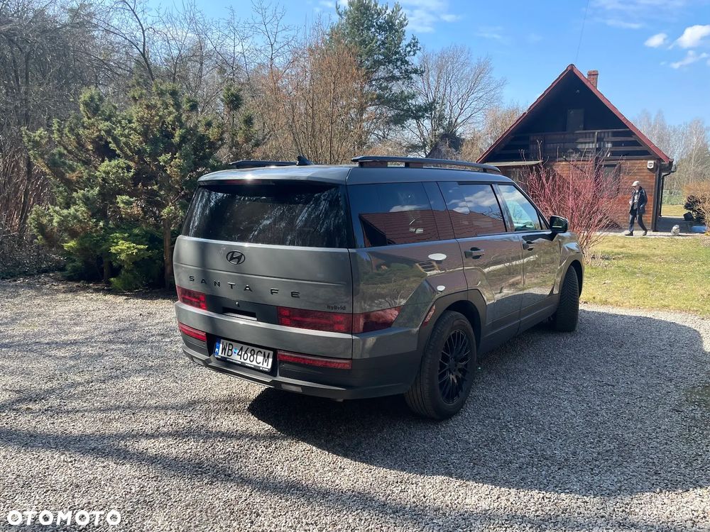 Hyundai Santa Fe - 3