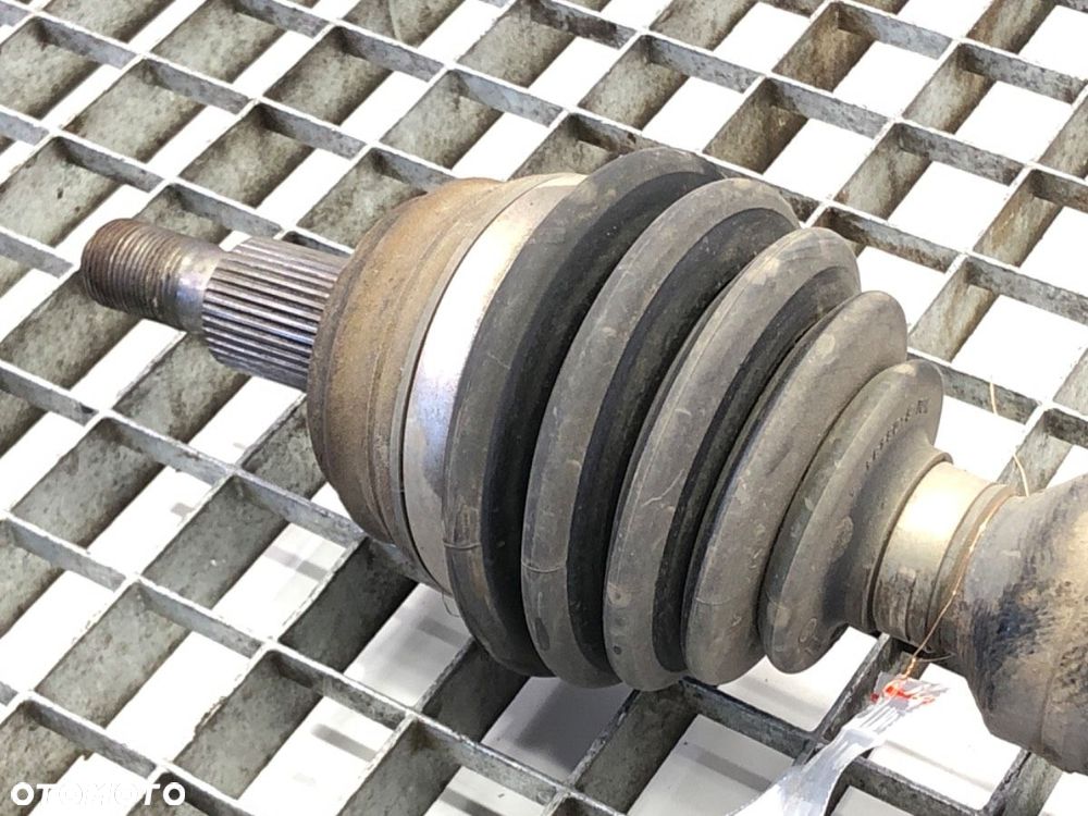 PÓŁOŚ PRAWY PRZÓD - 76.00 PLN - AUDI A3 (8L1) 1996 - 2006 1.6 74 kW [101 KM] benzyna 1996 - 2003 - 3