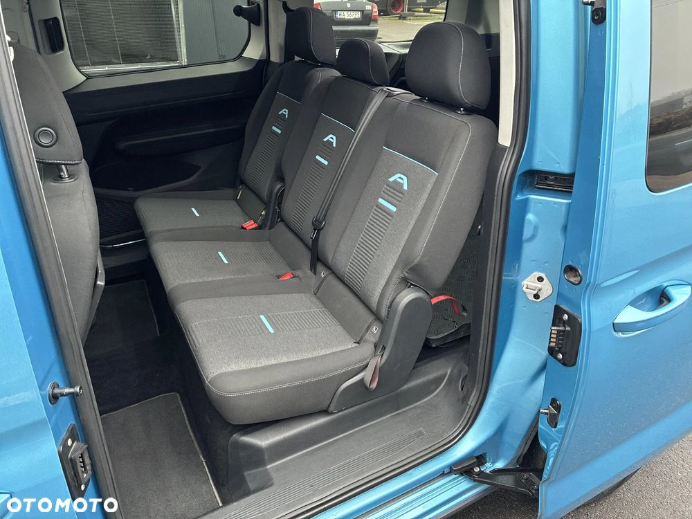 Ford Tourneo Connect 2.0 EcoBlue Active - 27