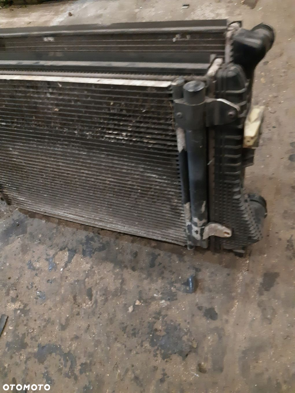 AUDI A3 8P 2.0 TDI CHŁODNICE WODY WENTYLATOR KOMPLET - 4