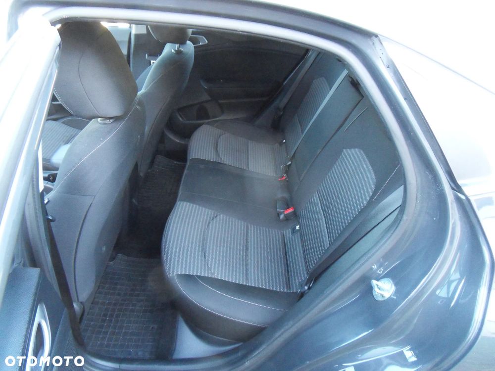 Kia XCeed 1.5 T-GDI M DCT - 18