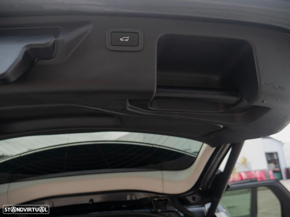 Land Rover Discovery Sport 2.0 TD4 SE - 15