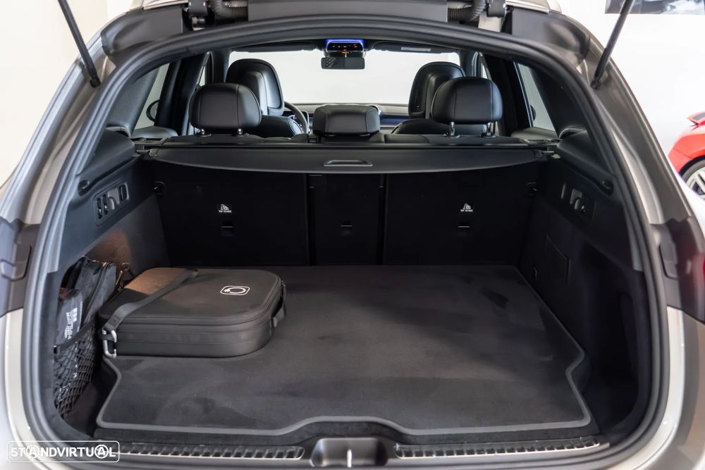 Mercedes-Benz GLC 300 e 4Matic - 30