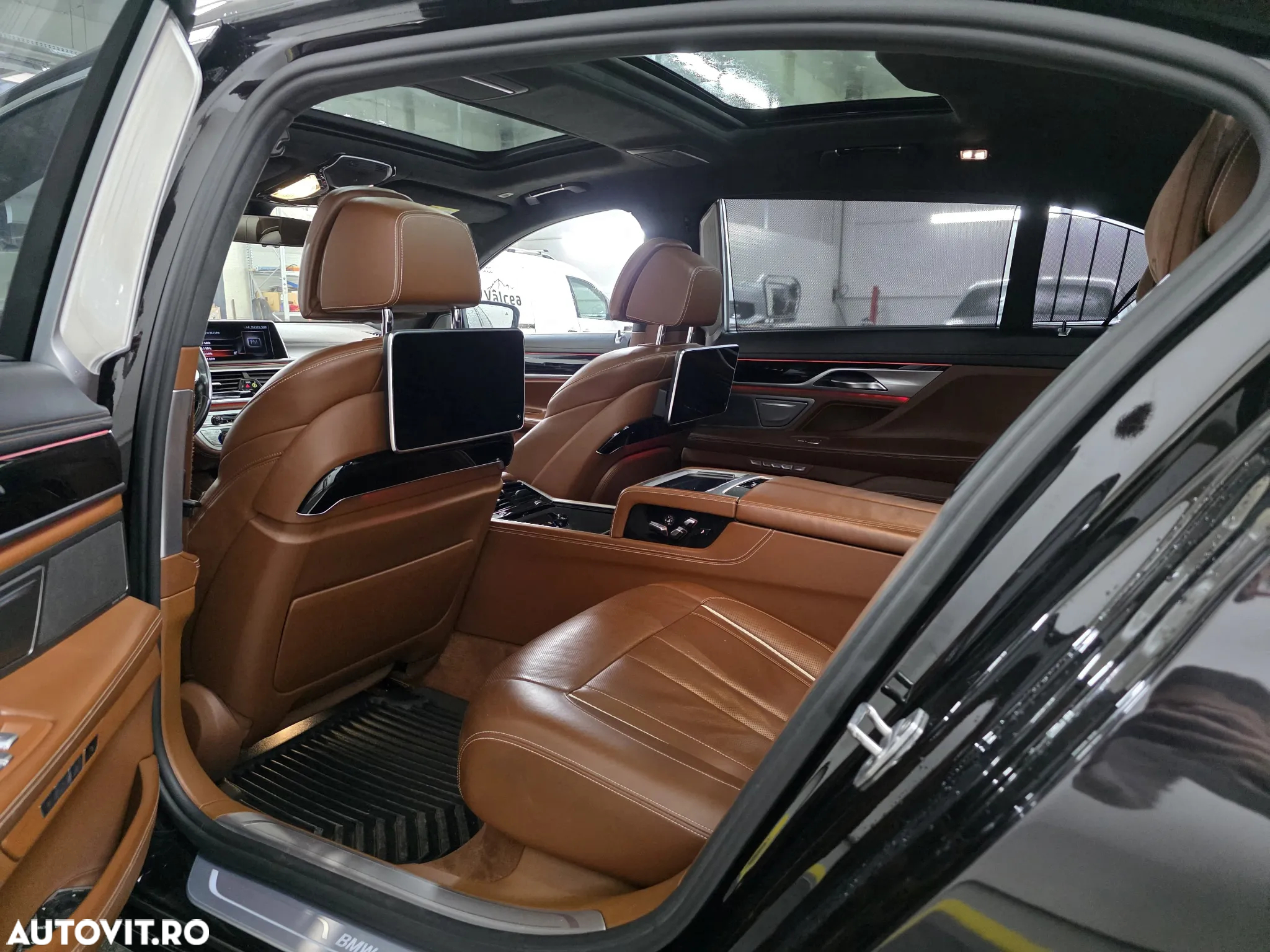 BMW Seria 7 730Ld xDrive - 19
