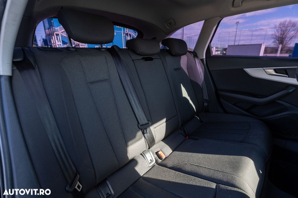 Audi A4 2.0 TDI S tronic - 16