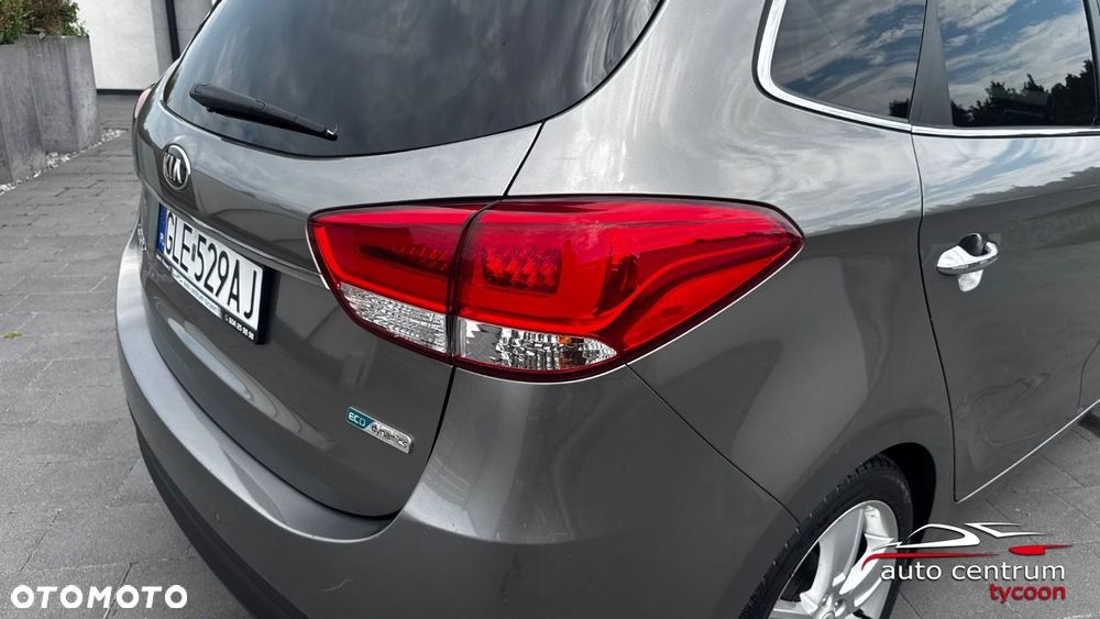 Kia Carens - 30