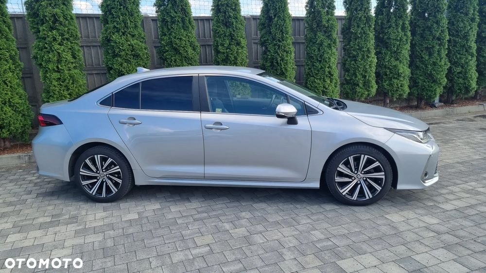 Toyota Corolla - 3