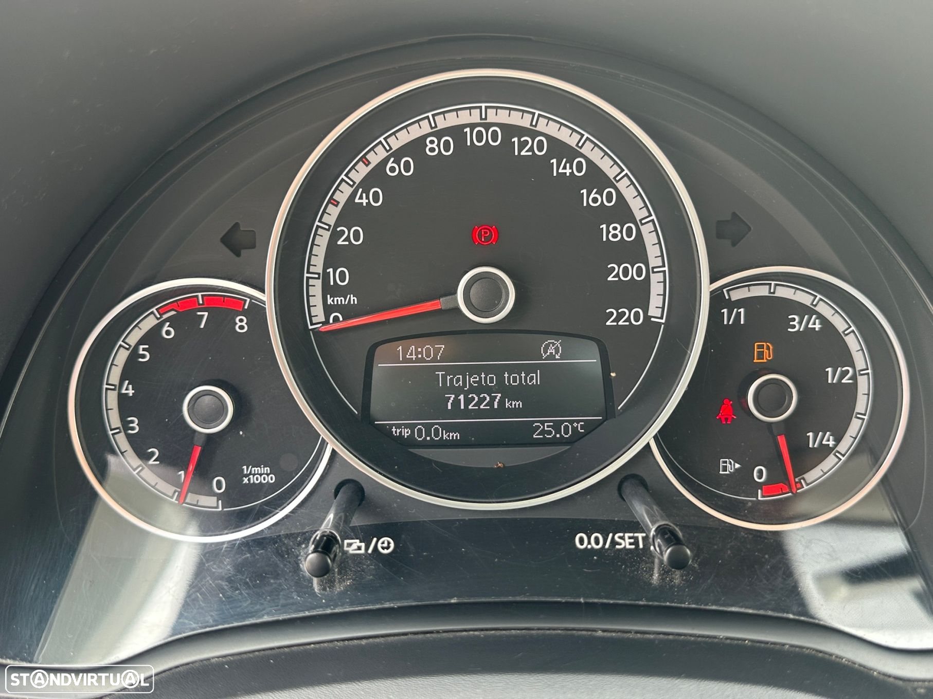 VW Up! 1.0 BMT Move - 16