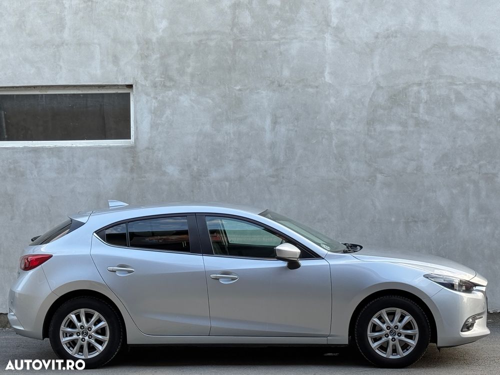Mazda 3 - 12