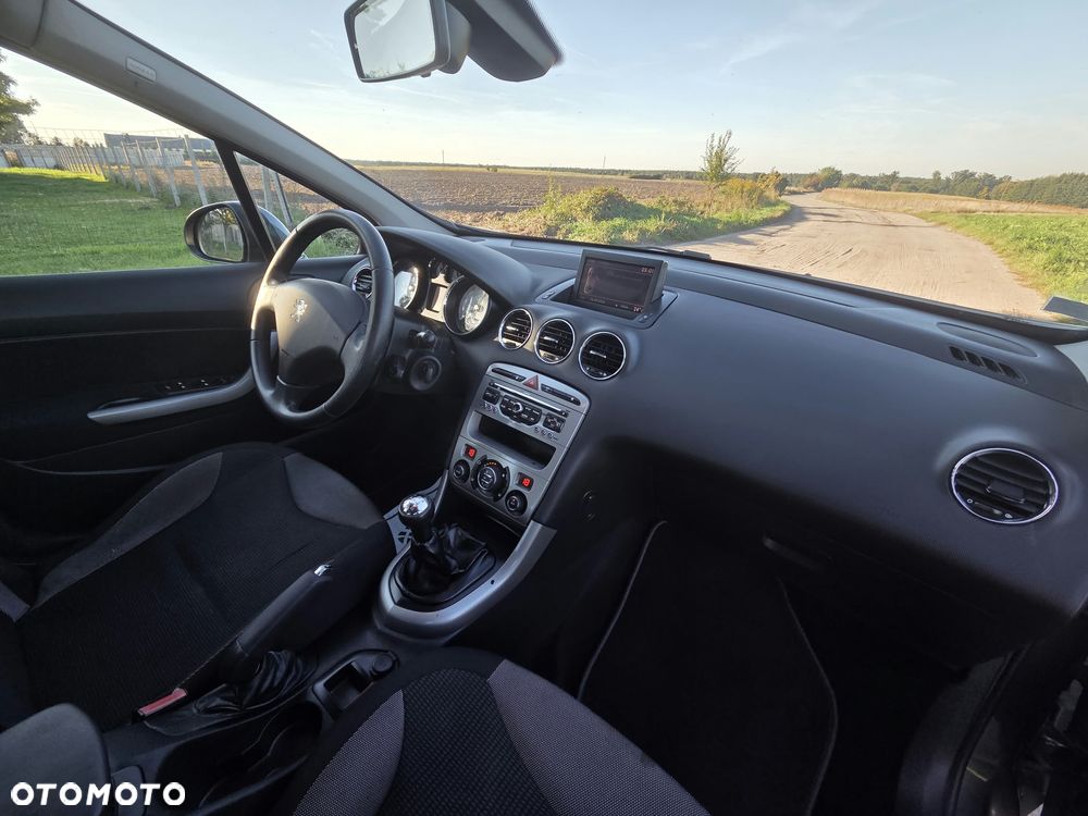 Peugeot 308 - 22
