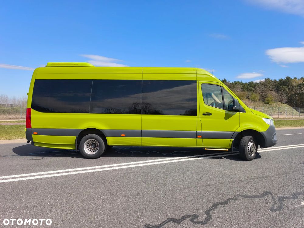 Mercedes-Benz Sprinter 517 - 11