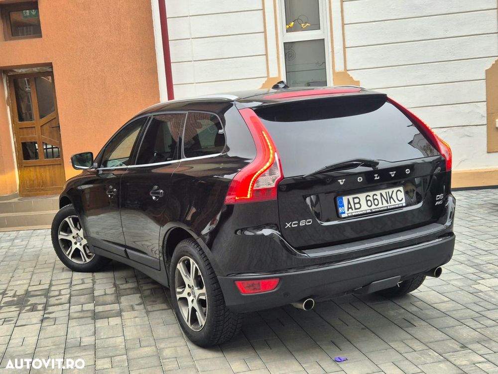 Volvo XC 60 D5 AWD Aut. Summum - 5