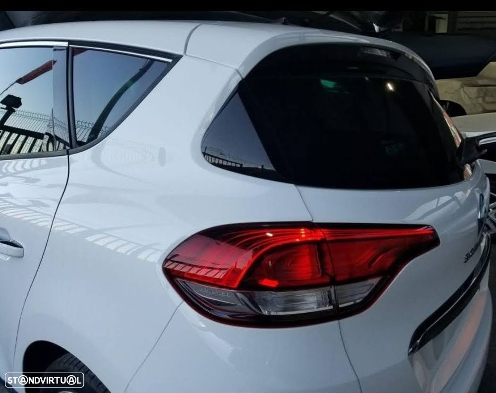 Renault Scénic 1.5 dCi Bose Edition SS - 6