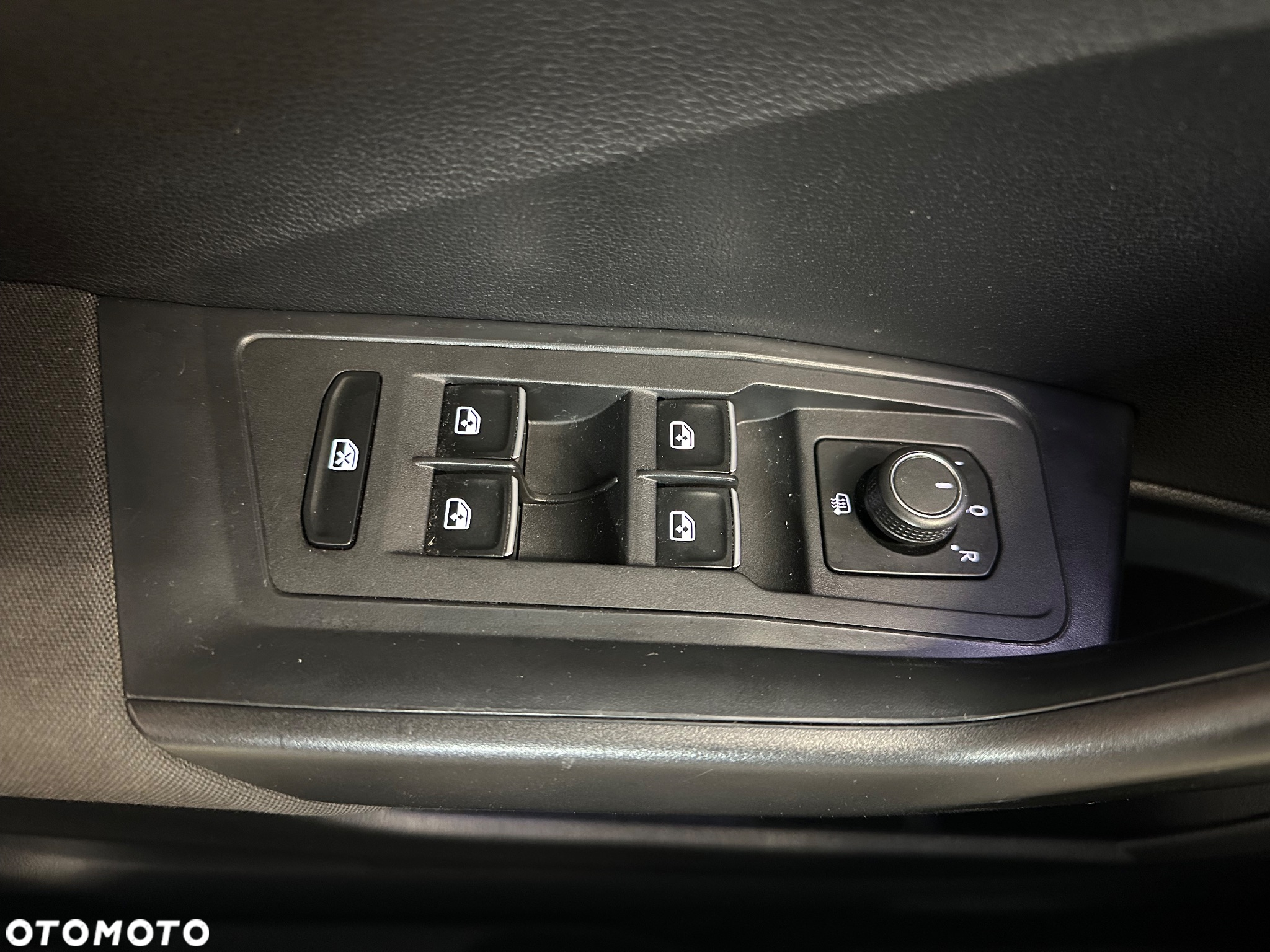 Volkswagen T-Roc 1.5 TSI ACT OPF Style - 31