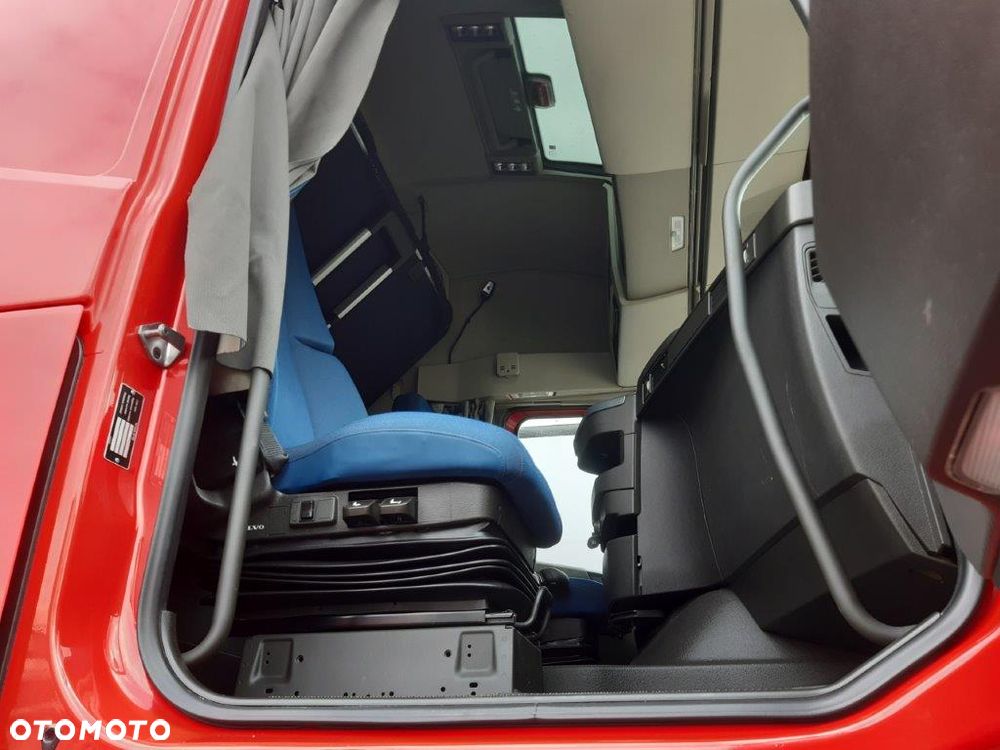 Volvo FH 460  STANDARD STOCK (32809) - 12