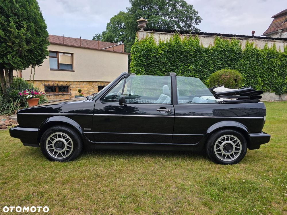 Volkswagen Golf - 10