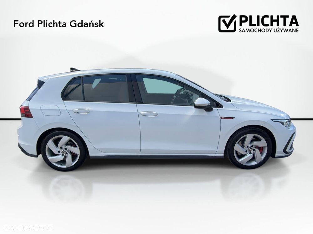 Volkswagen Golf - 5
