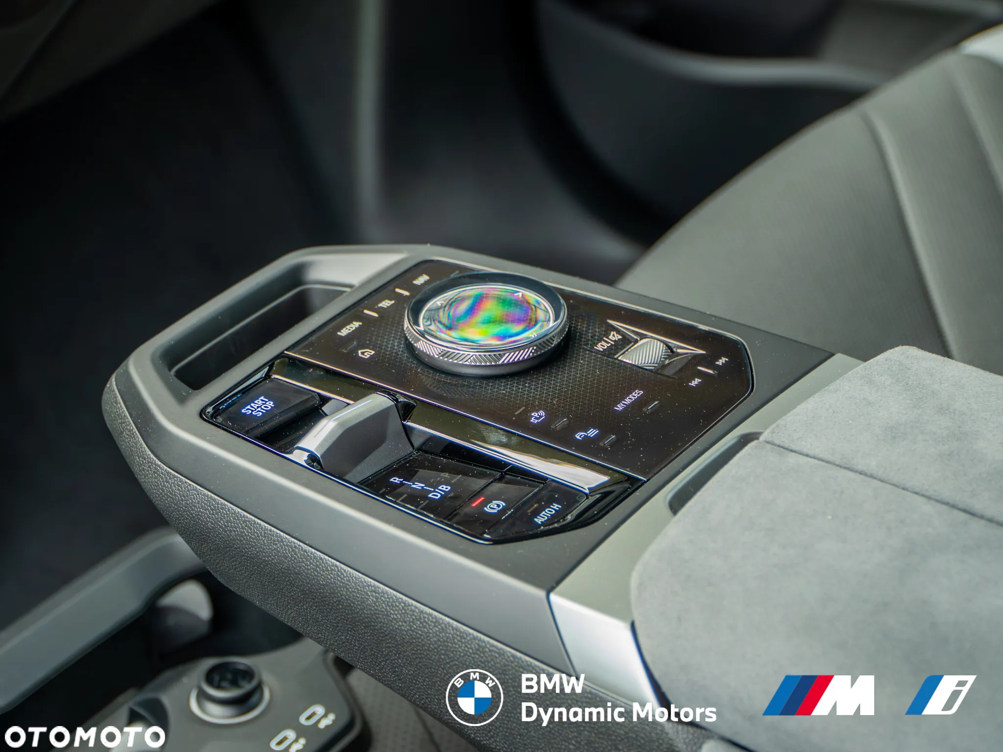 BMW iX xDrive45 - 30