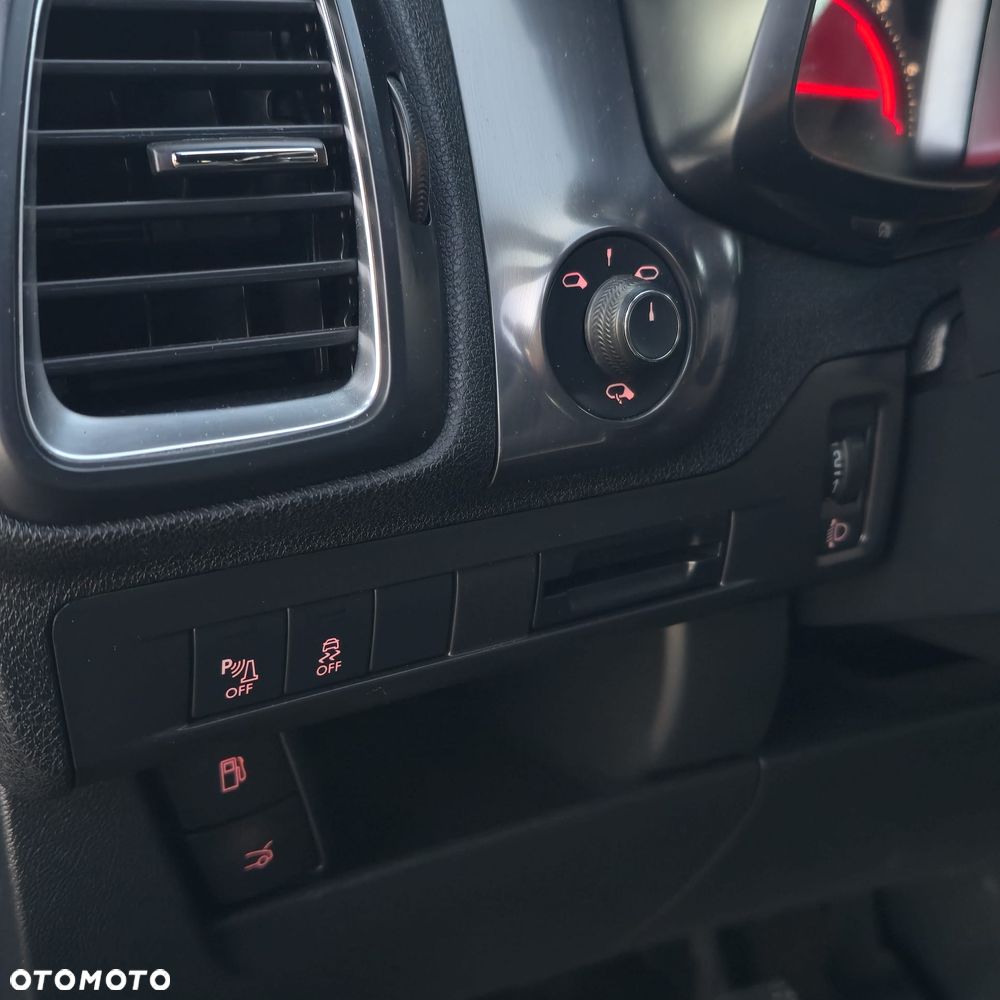 Citroën DS5 HDi 165 SportChic - 29