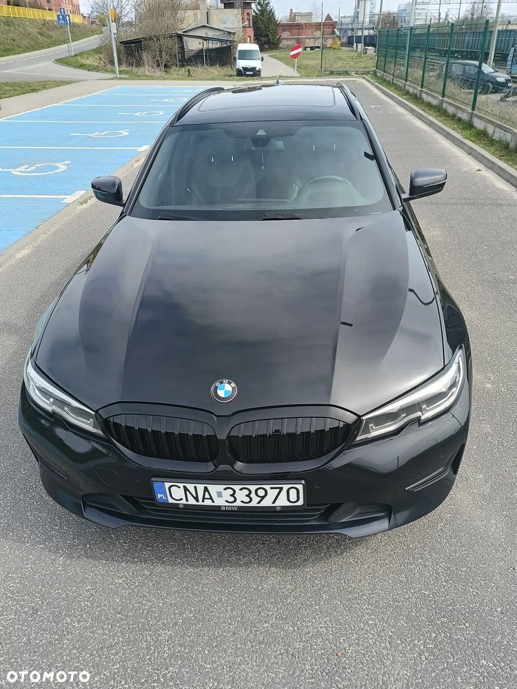 BMW Seria 3 318d mHEV - 2