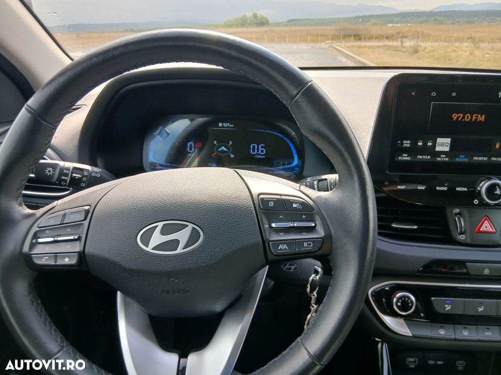 Hyundai i30 1.5 96CP M/T Comfort - 6