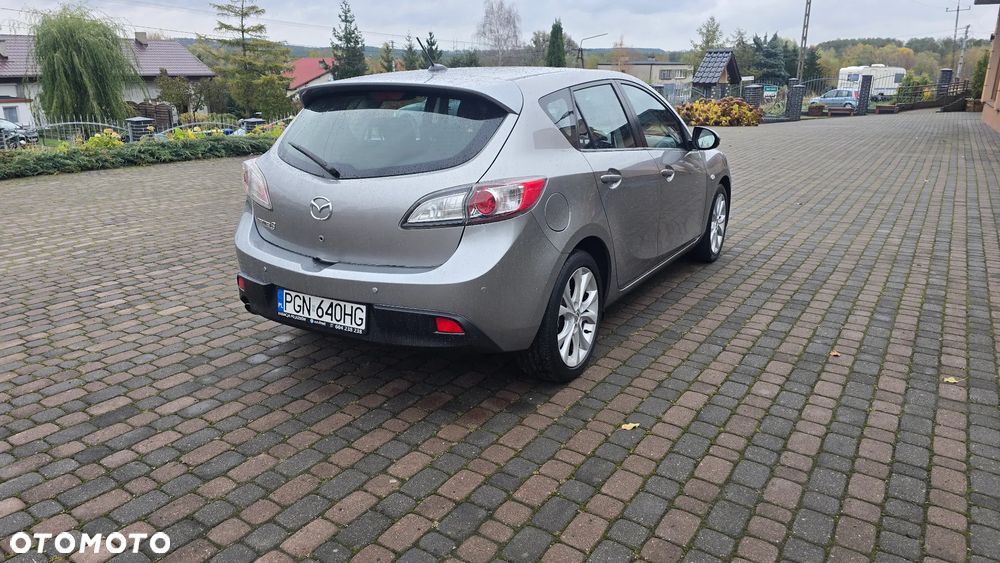 Mazda 3 - 13