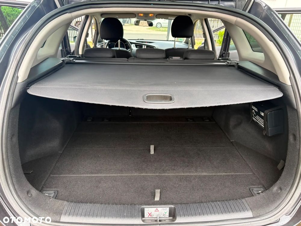 Kia Ceed 1.6 CRDi 128 Vision - 15