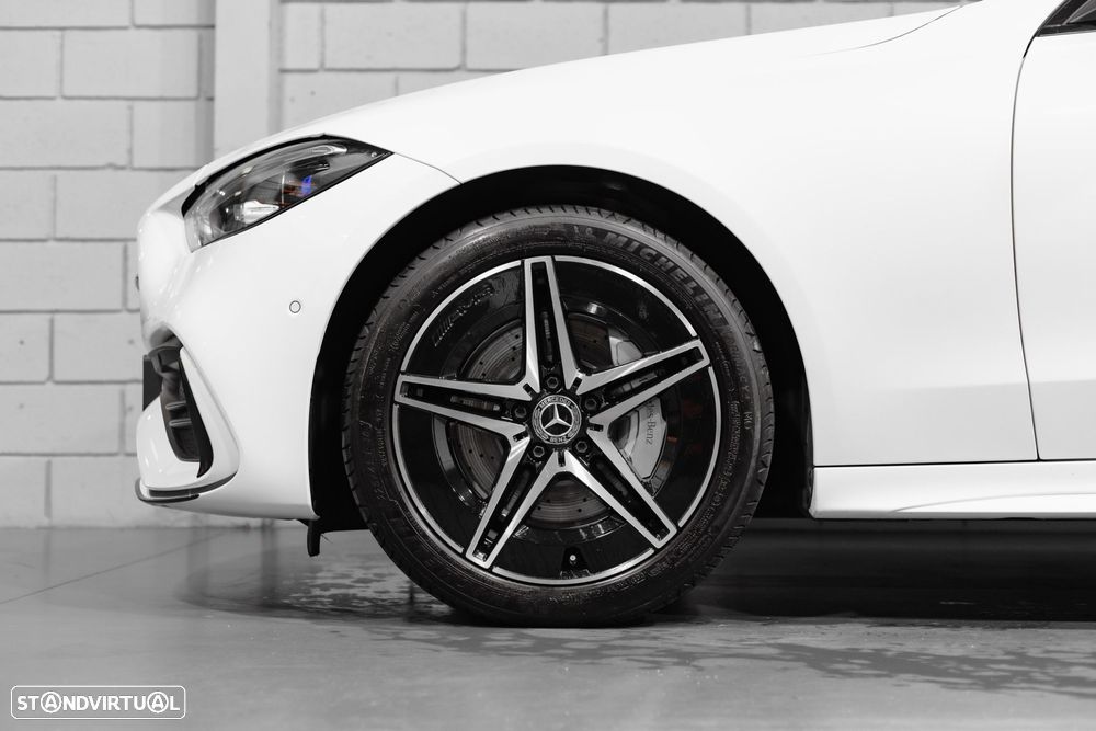 Mercedes-Benz C 300 e AMG Line - 21