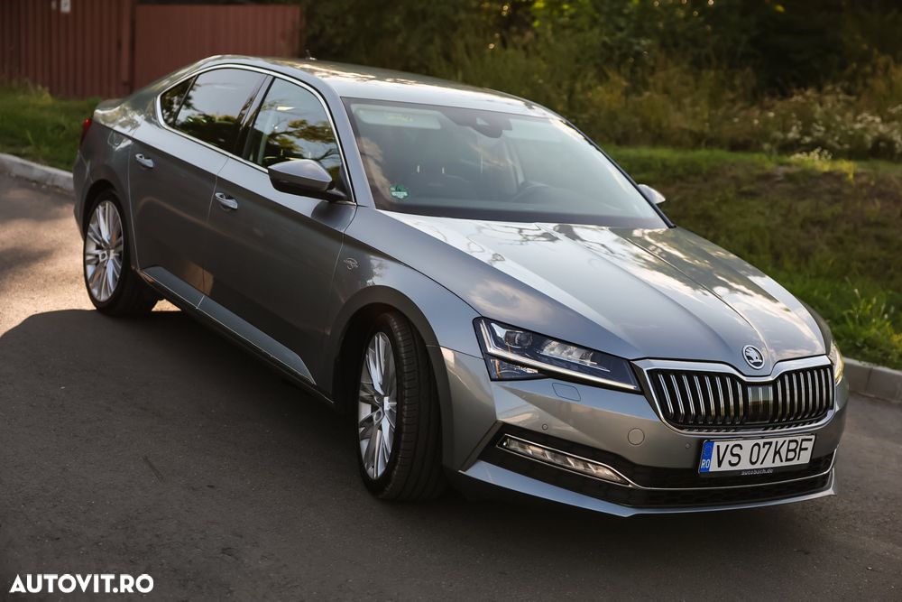 Skoda Superb 2.0 TDI 4X4 DSG L&K - 10