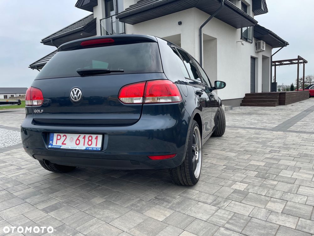 Volkswagen Golf 1.6 TDI DPF Highline - 15