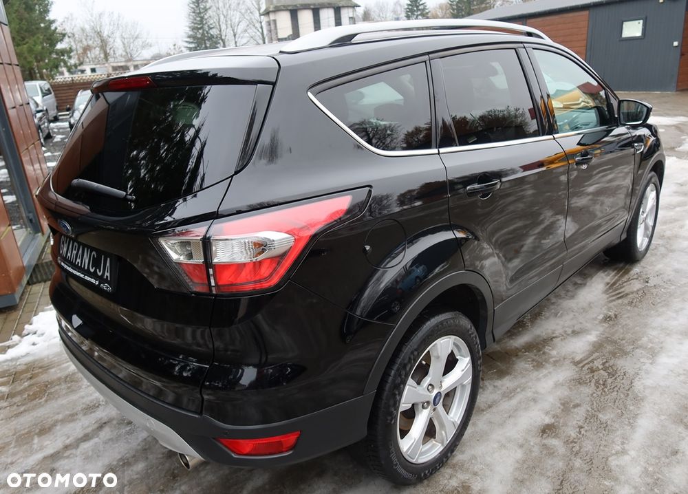 Ford Kuga 2.0 TDCi 2x4 Titanium - 26
