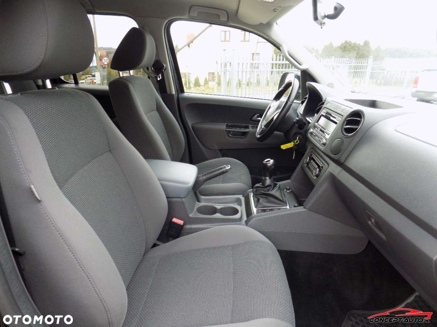 Volkswagen Amarok - 23