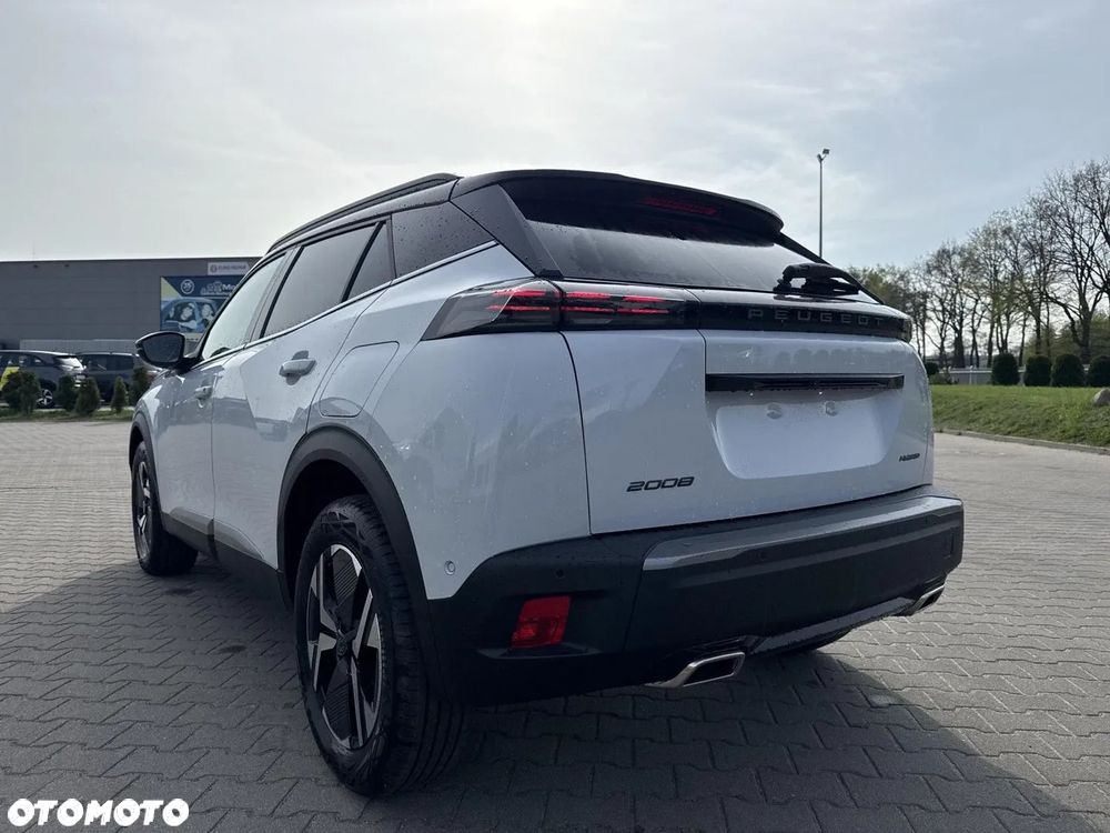 Peugeot 2008 - 9