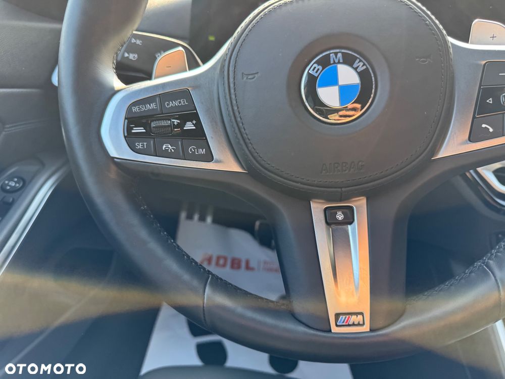 BMW Seria 3 320d xDrive M Sport sport - 25