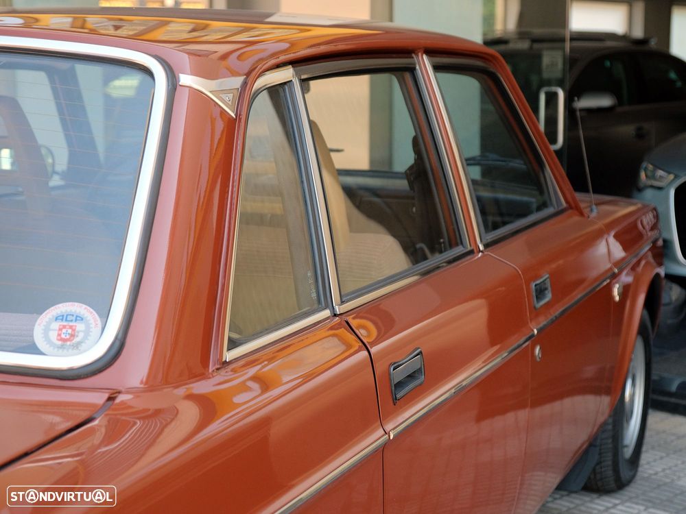 Volvo 244 - 21