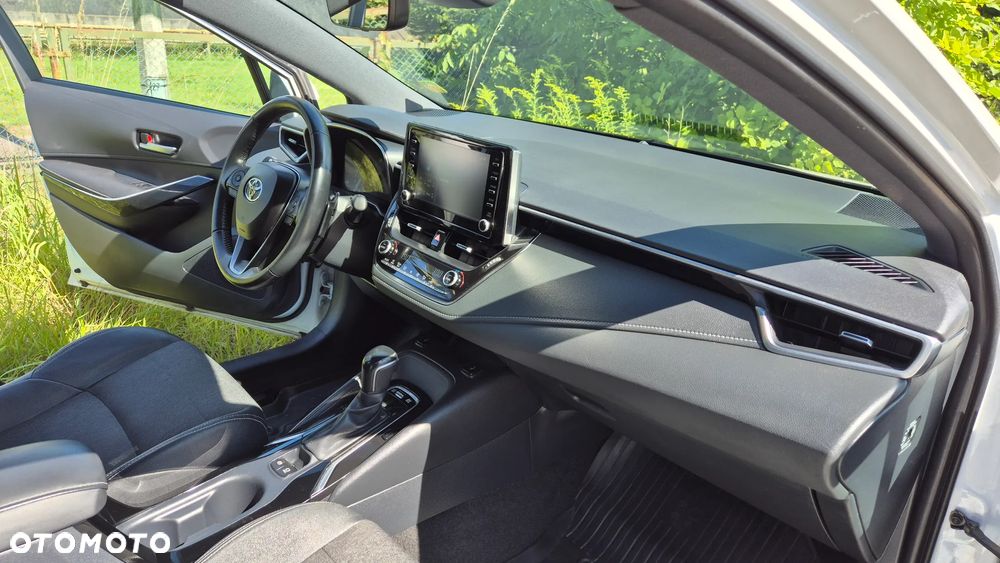 Toyota Corolla 2.0 Hybrid Comfort - 3