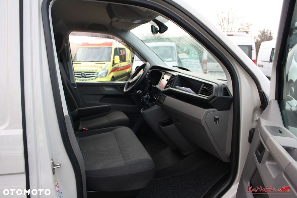 Volkswagen Transporter - 32