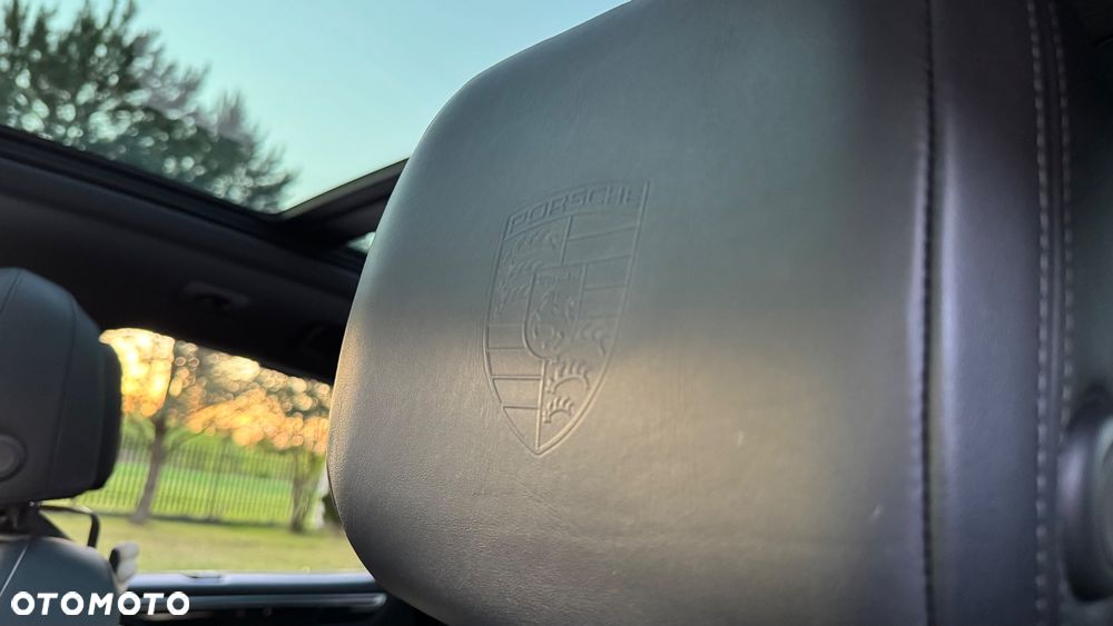 Porsche Macan Standard - 12