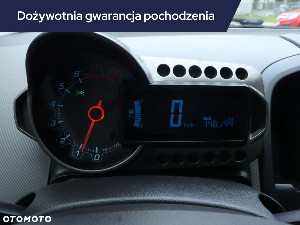 Chevrolet Aveo - 13