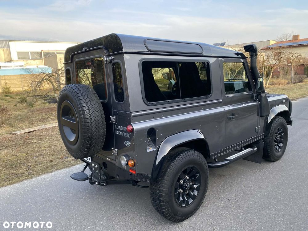 Land Rover Defender 2.2 TD4 E - 3