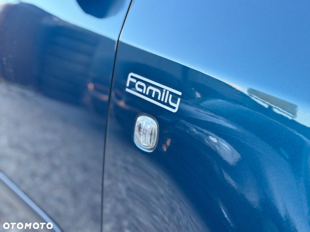 Skoda Fabia 1.2 TSI FAMILY Green tec - 4