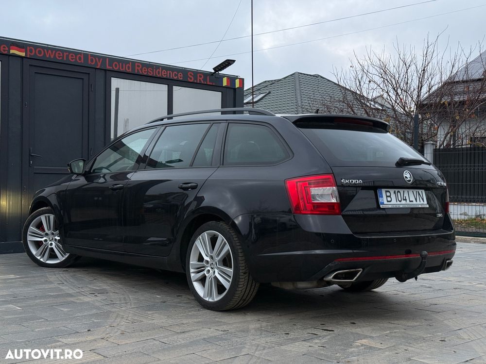 Skoda Octavia Combi Diesel 2.0 TDI DSG RS - 5