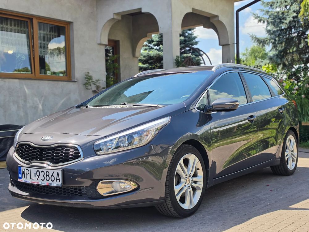 Kia Ceed - 9