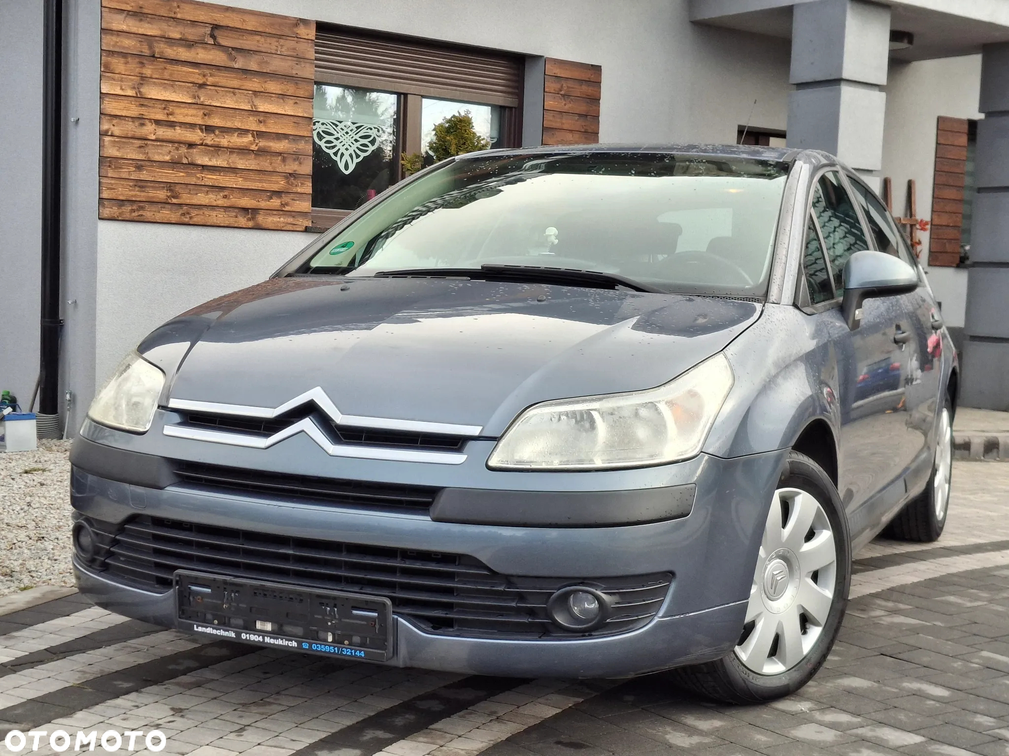 Citroën C4 1.4 16V Advance - 3