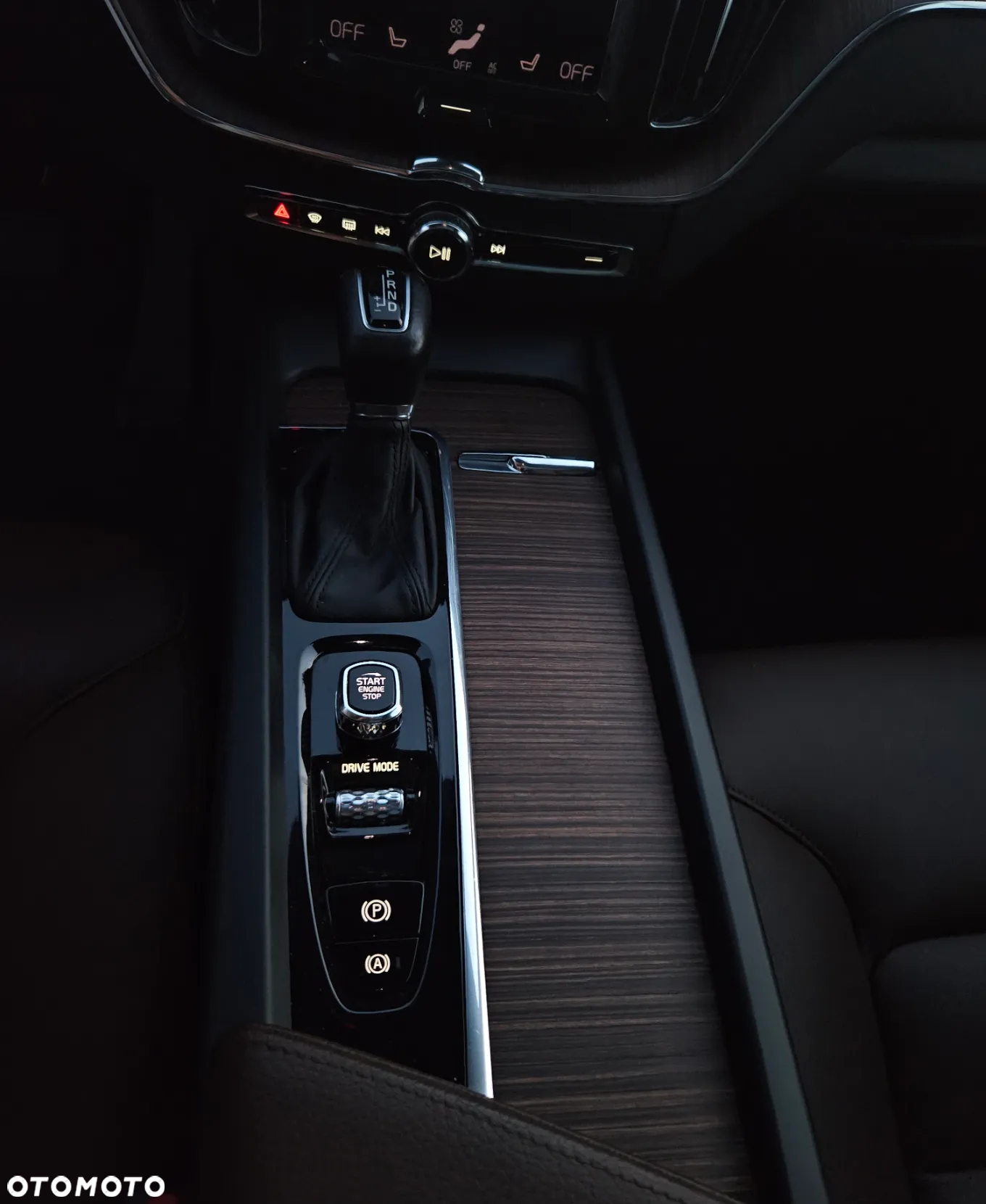 Volvo XC 60 T6 AWD Momentum - 20