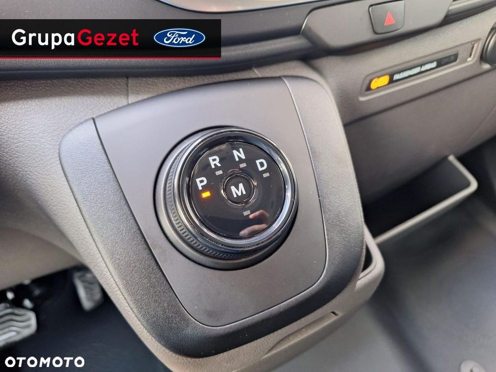 Ford Transit - 12