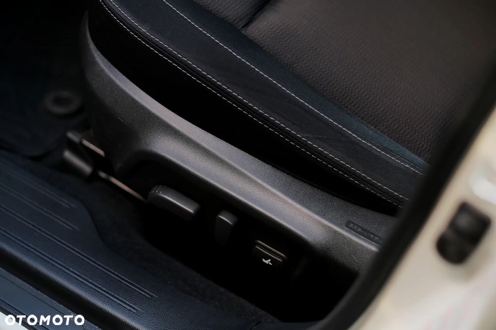 Subaru Outback 2.5i Active (EyeSight) Lineartronic - 19