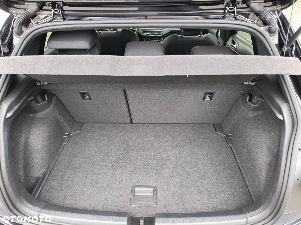 Volkswagen Polo - 19