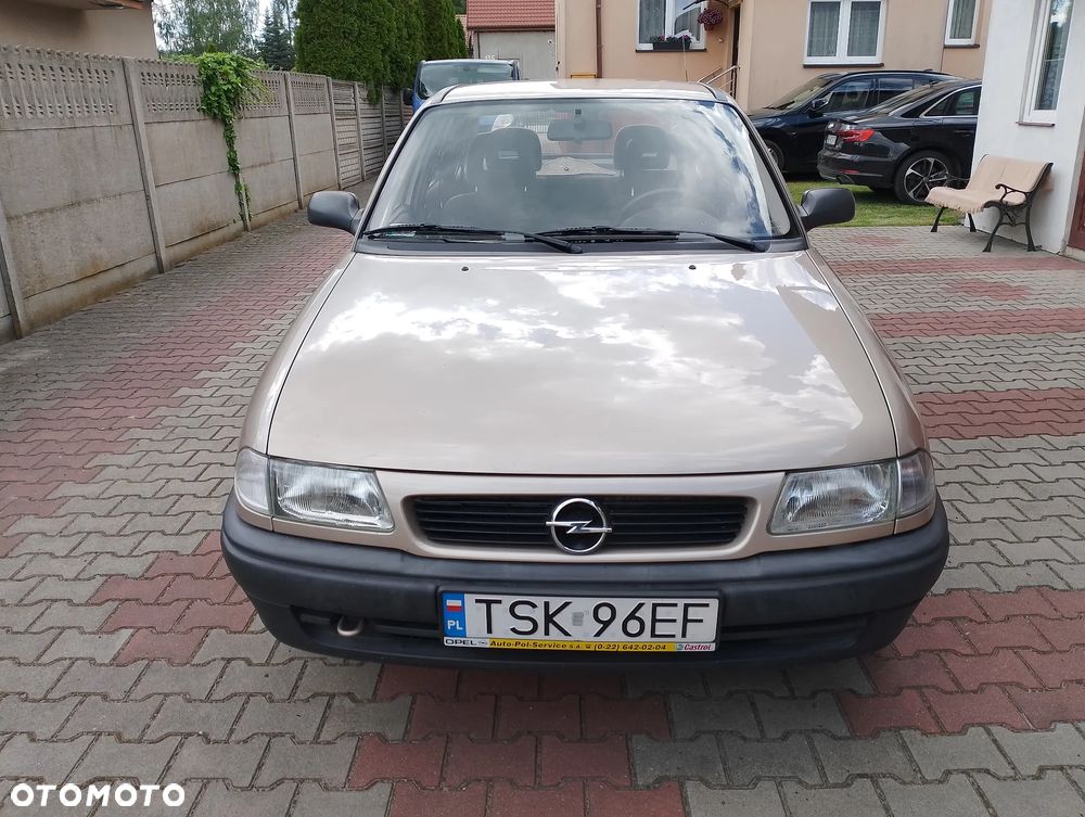 Opel Astra 1.4 Start - 1