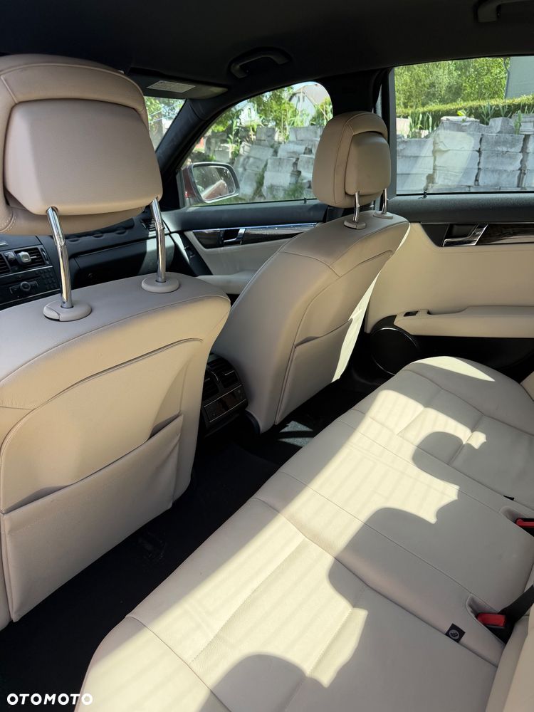 Mercedes-Benz Klasa C 350 CDI DPF 7G-TRONIC BlueEFFICIENCY Special Edition - 6
